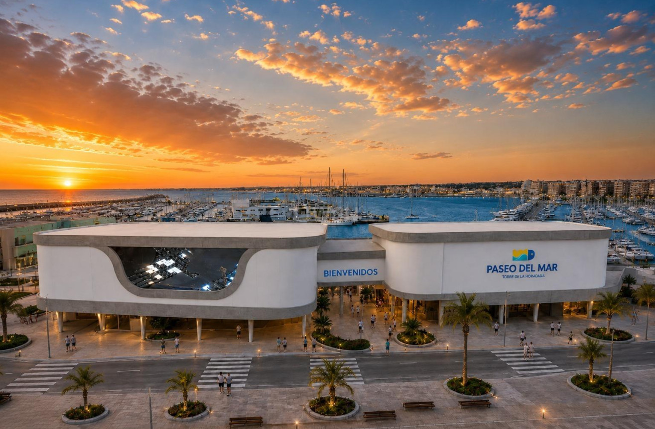 Odsprzedaż - Mieszkanie w bloku - Torrevieja - Centro