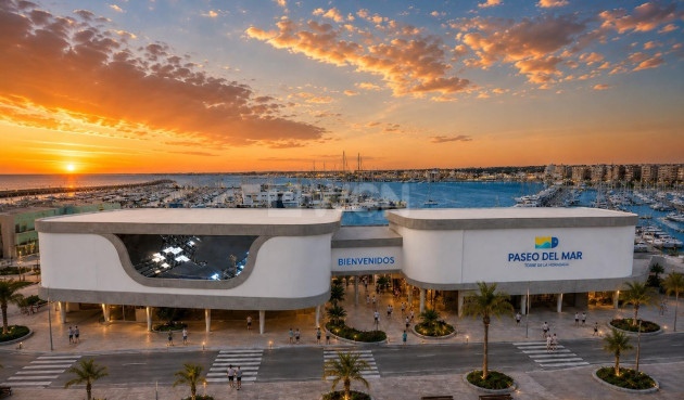Odsprzedaż - Mieszkanie w bloku - Torrevieja - Centro