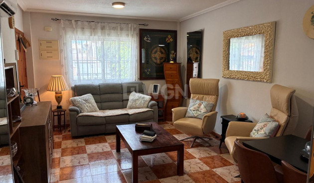 Odsprzedaż - Villa - Lomas de Caboroig - Costa Blanca