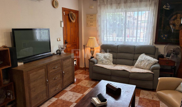 Odsprzedaż - Villa - Lomas de Caboroig - Costa Blanca