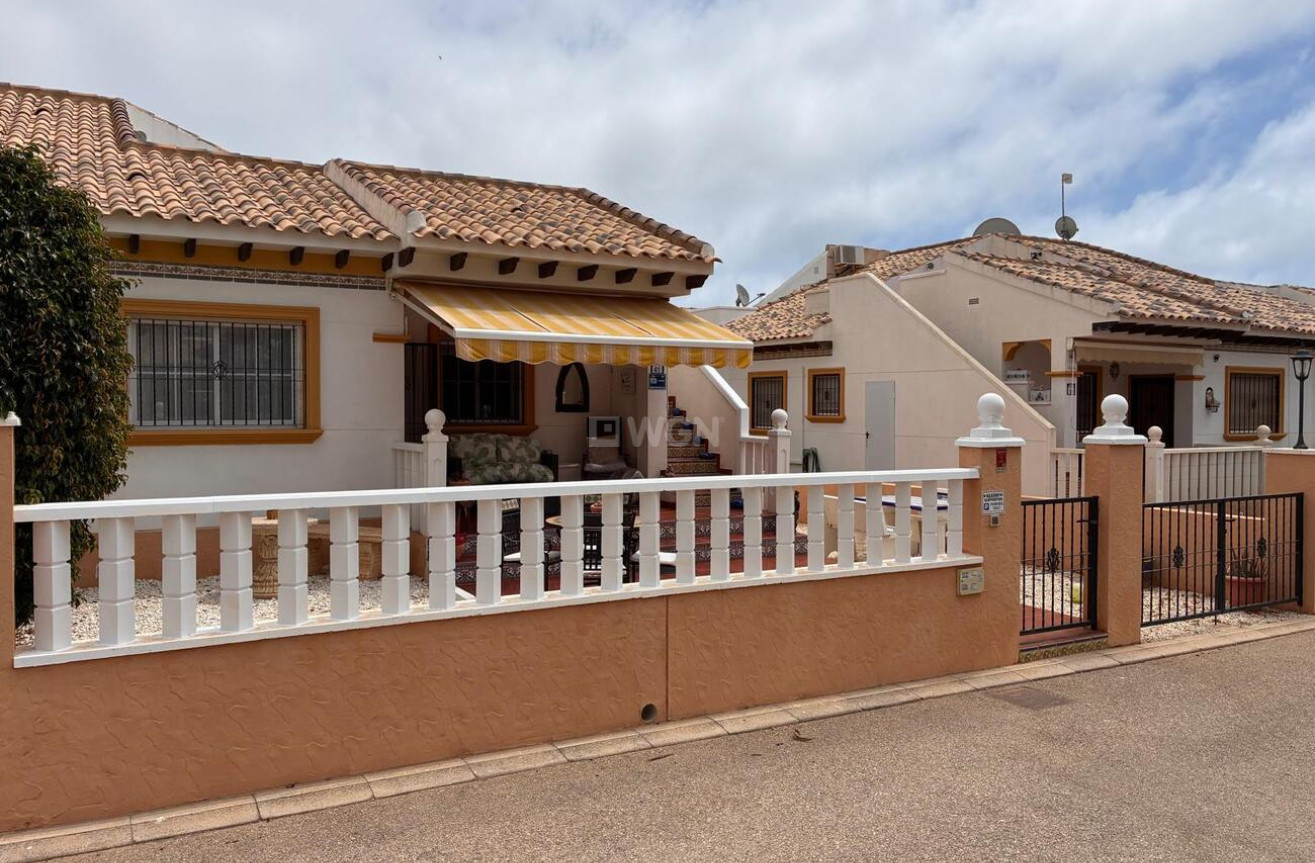 Odsprzedaż - Villa - Lomas de Caboroig - Costa Blanca