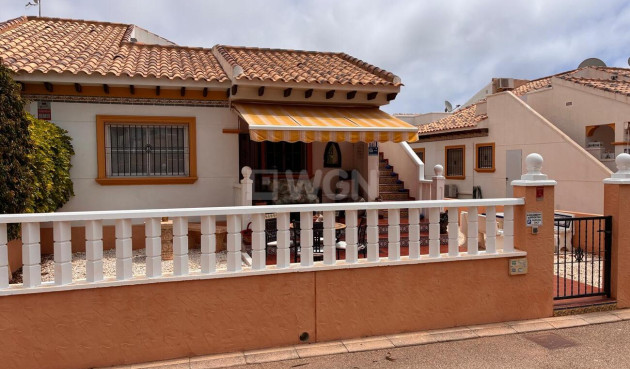 Odsprzedaż - Villa - Lomas de Caboroig - Costa Blanca