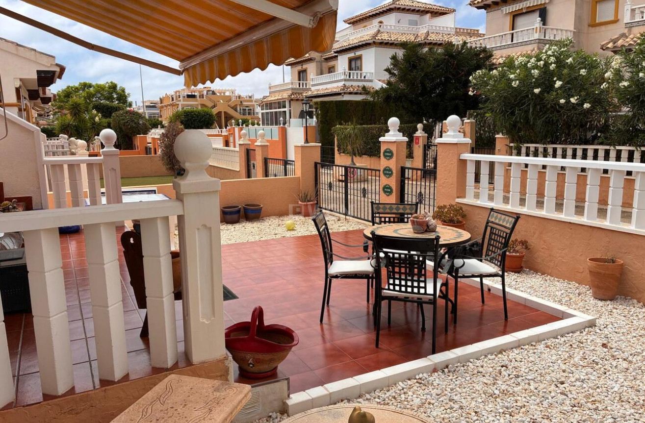 Odsprzedaż - Villa - Lomas de Caboroig - Costa Blanca