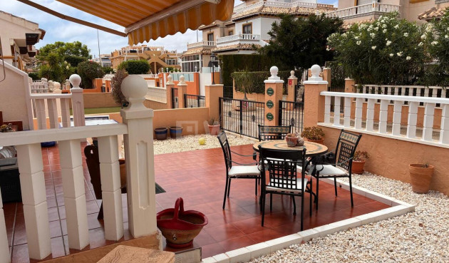 Odsprzedaż - Villa - Lomas de Caboroig - Costa Blanca