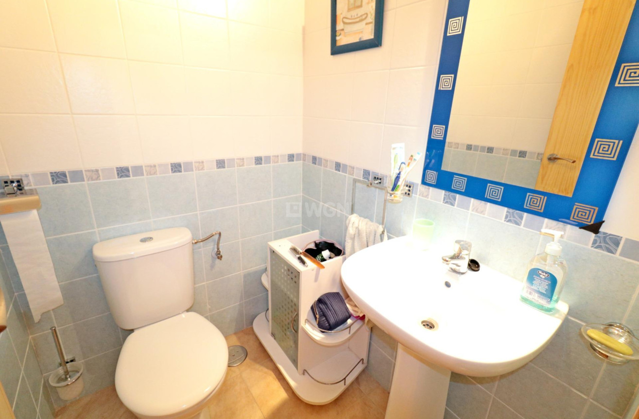 Odsprzedaż - Mieszkanie w bloku - Torrevieja - Acequion