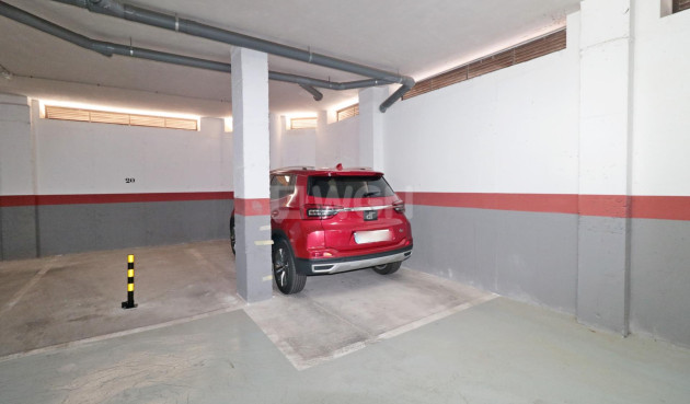 Odsprzedaż - Mieszkanie w bloku - Torrevieja - Acequion