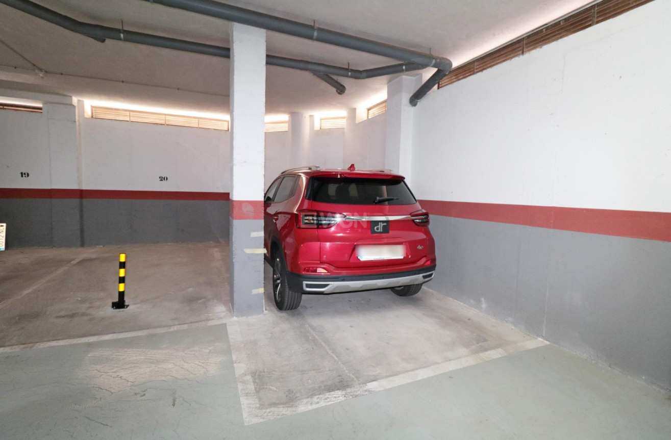 Odsprzedaż - Mieszkanie w bloku - Torrevieja - Acequion