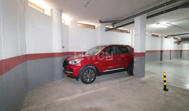 Odsprzedaż - Mieszkanie w bloku - Torrevieja - Acequion