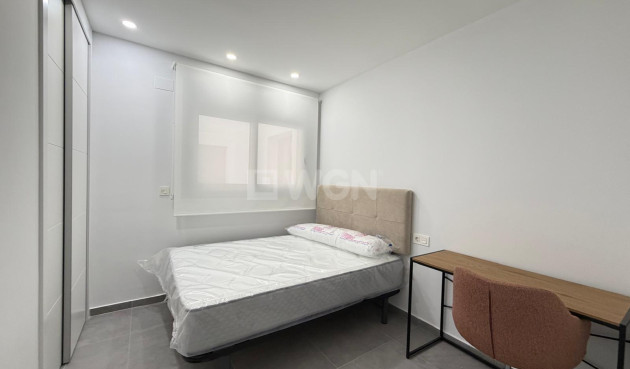 Reventa - Apartamento / piso - Torrevieja - Estacion De Autobuses
