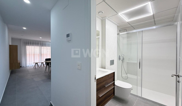 Reventa - Apartamento / piso - Torrevieja - Estacion De Autobuses
