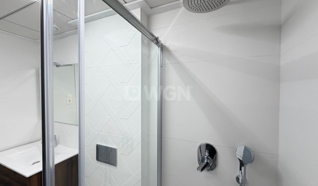 Reventa - Apartamento / piso - Torrevieja - Estacion De Autobuses