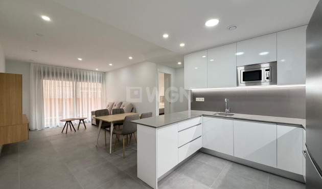 Reventa - Apartamento / piso - Torrevieja - Estacion De Autobuses