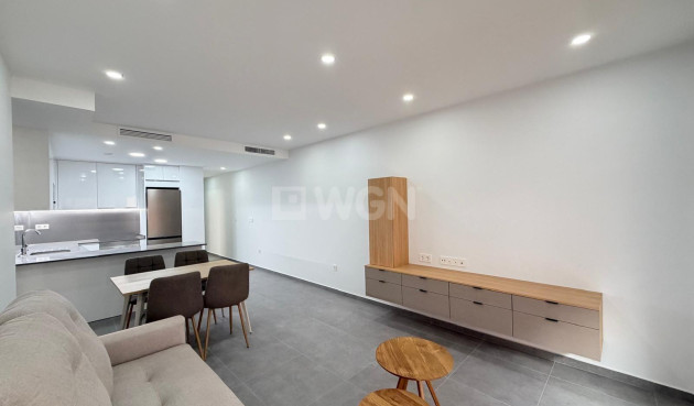 Reventa - Apartamento / piso - Torrevieja - Estacion De Autobuses