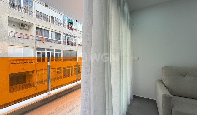Reventa - Apartamento / piso - Torrevieja - Estacion De Autobuses