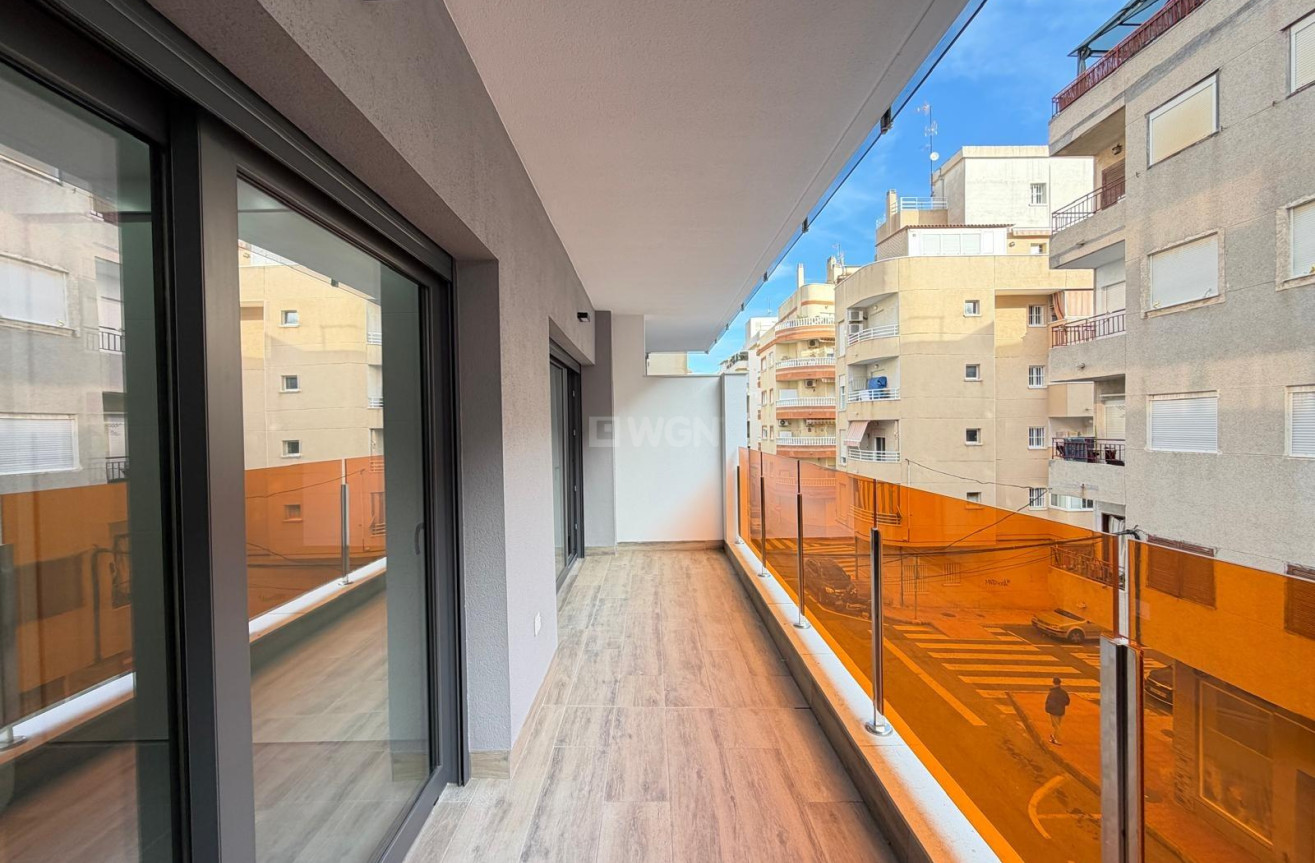 Reventa - Apartamento / piso - Torrevieja - Estacion De Autobuses