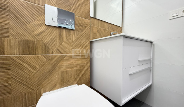 Reventa - Apartamento / piso - Torrevieja - Estacion De Autobuses