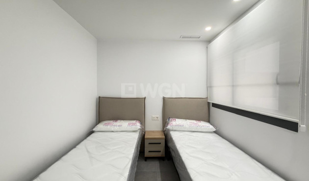 Reventa - Apartamento / piso - Torrevieja - Estacion De Autobuses