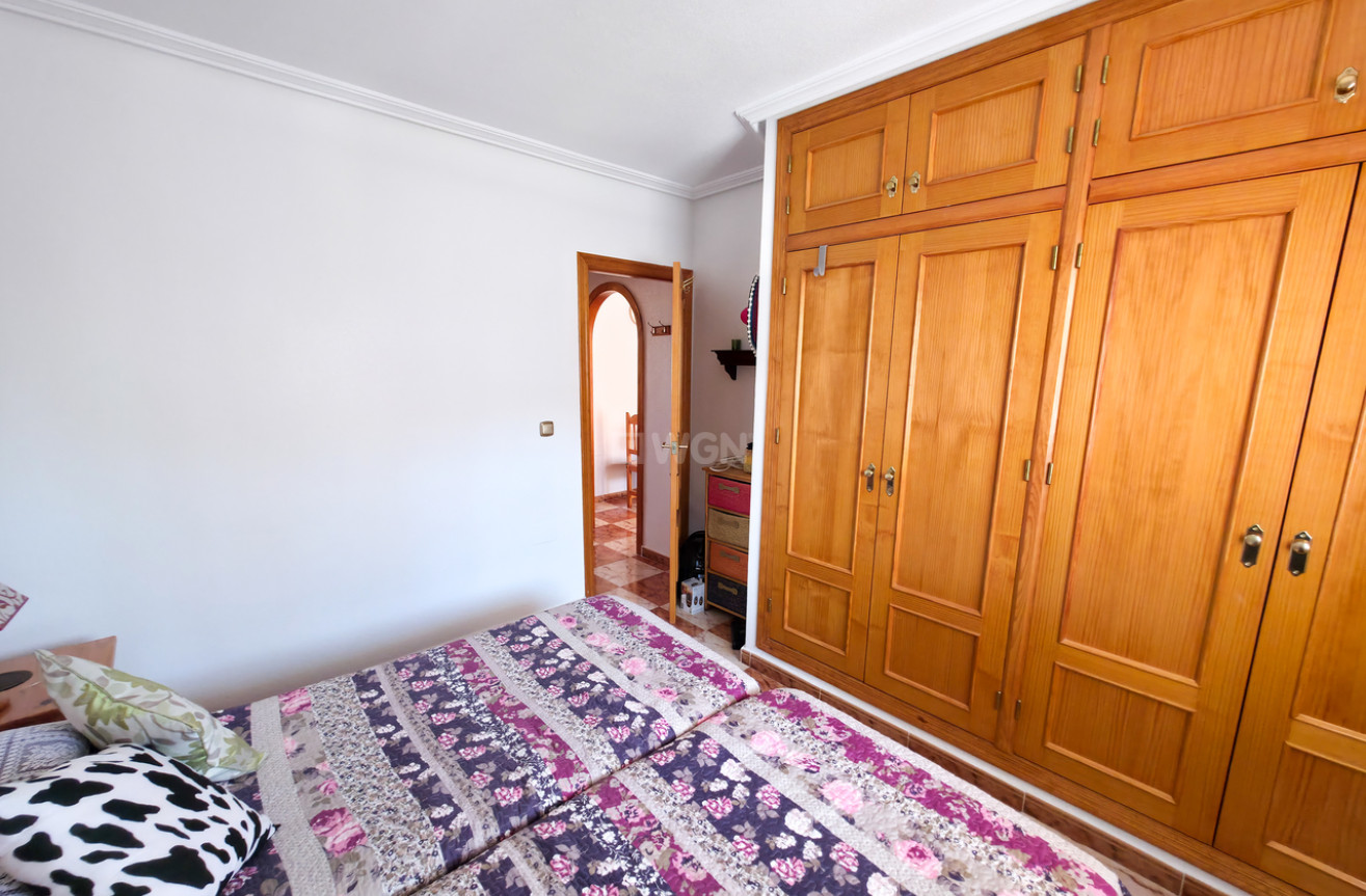 Odsprzedaż - Mieszkanie w bloku - Cabo Roig - Costa Blanca