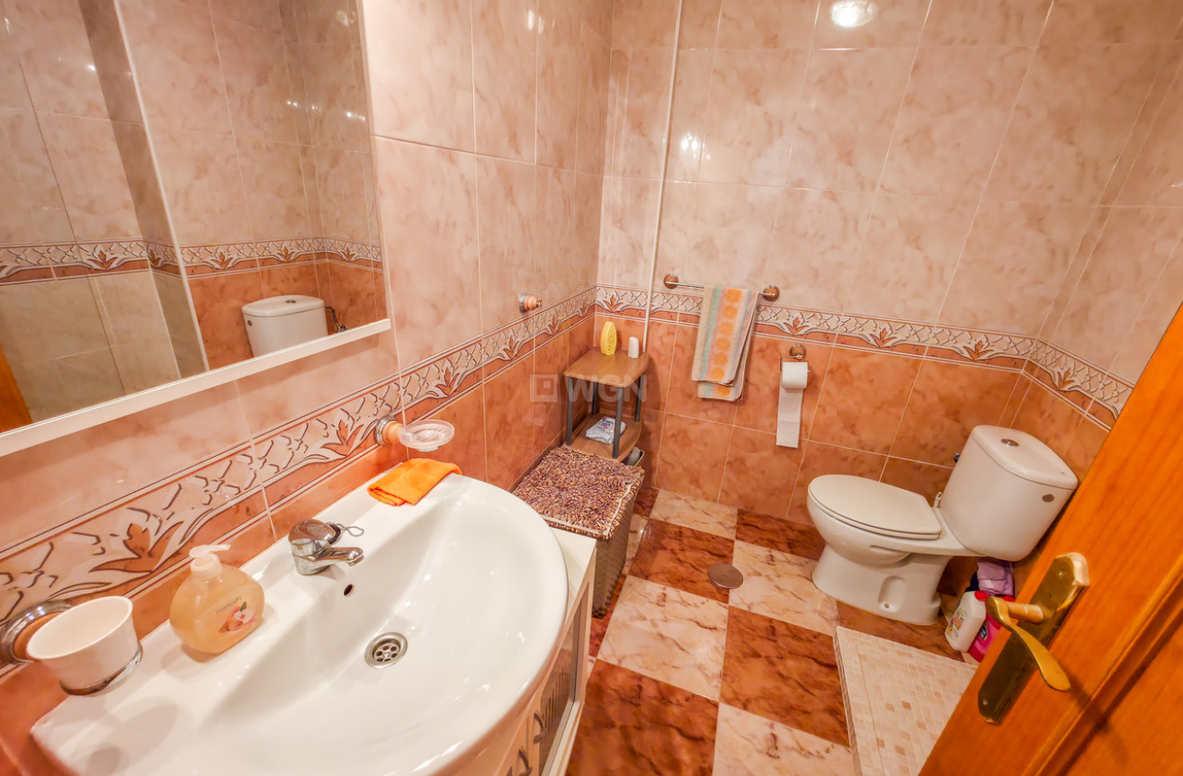 Odsprzedaż - Mieszkanie w bloku - Cabo Roig - Costa Blanca