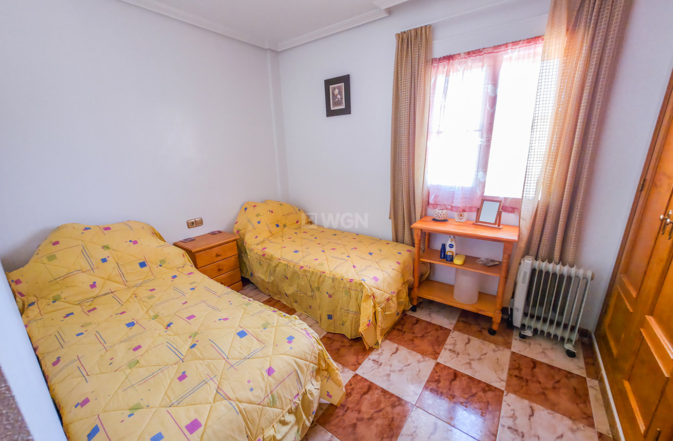 Odsprzedaż - Mieszkanie w bloku - Cabo Roig - Costa Blanca