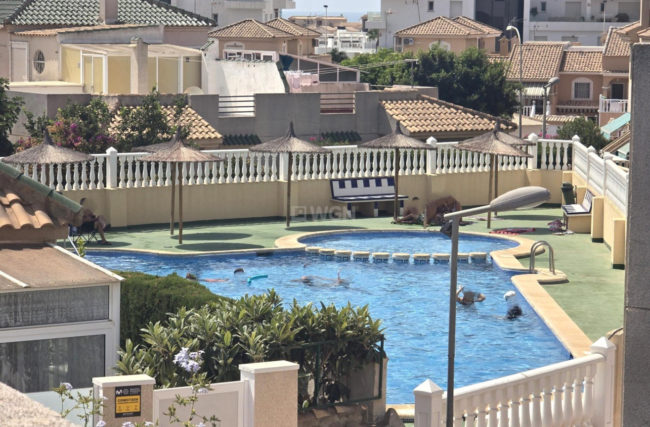 Odsprzedaż - Kamienica - Torrevieja - Los Altos