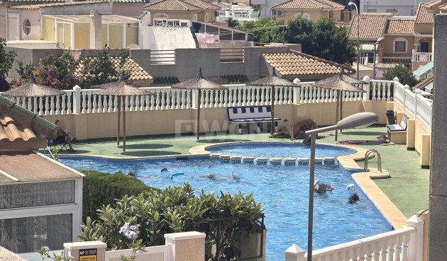 Odsprzedaż - Kamienica - Torrevieja - Los Altos