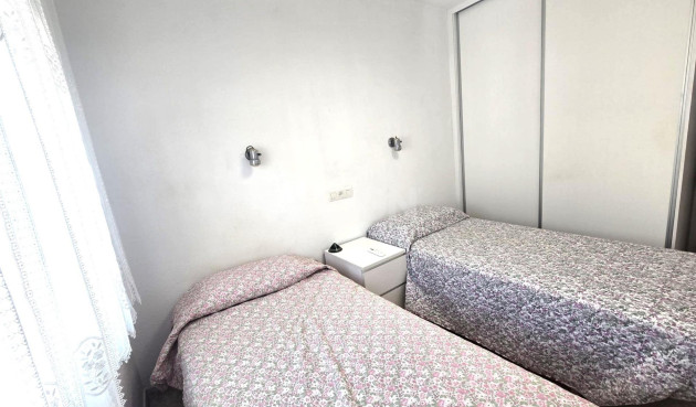 Odsprzedaż - Kamienica - Torrevieja - Los Altos
