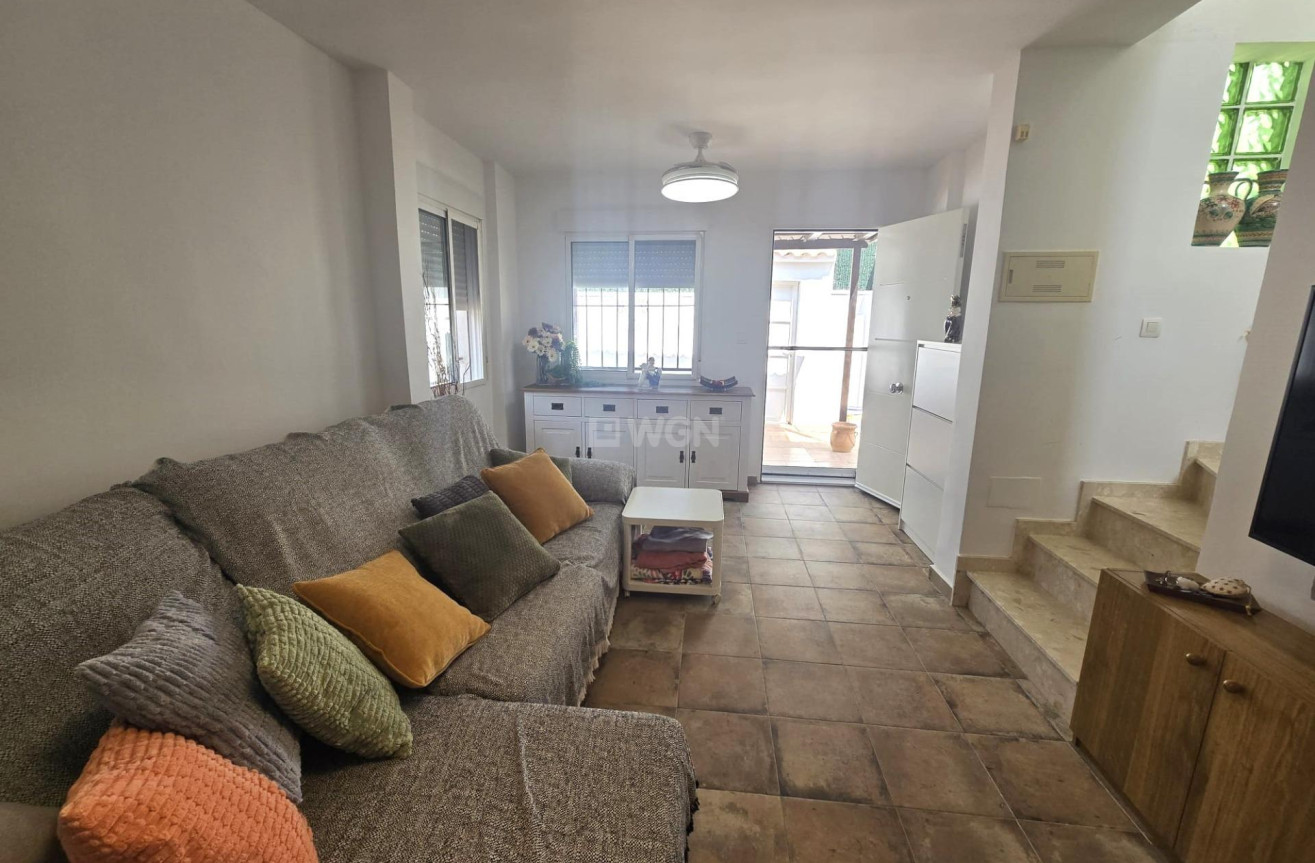 Odsprzedaż - Kamienica - Torrevieja - Los Altos