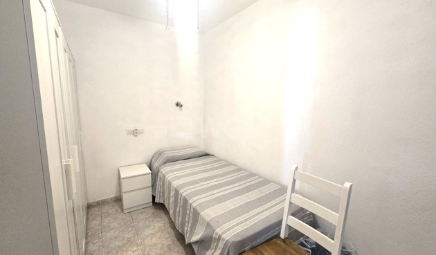 Odsprzedaż - Kamienica - Torrevieja - Los Altos