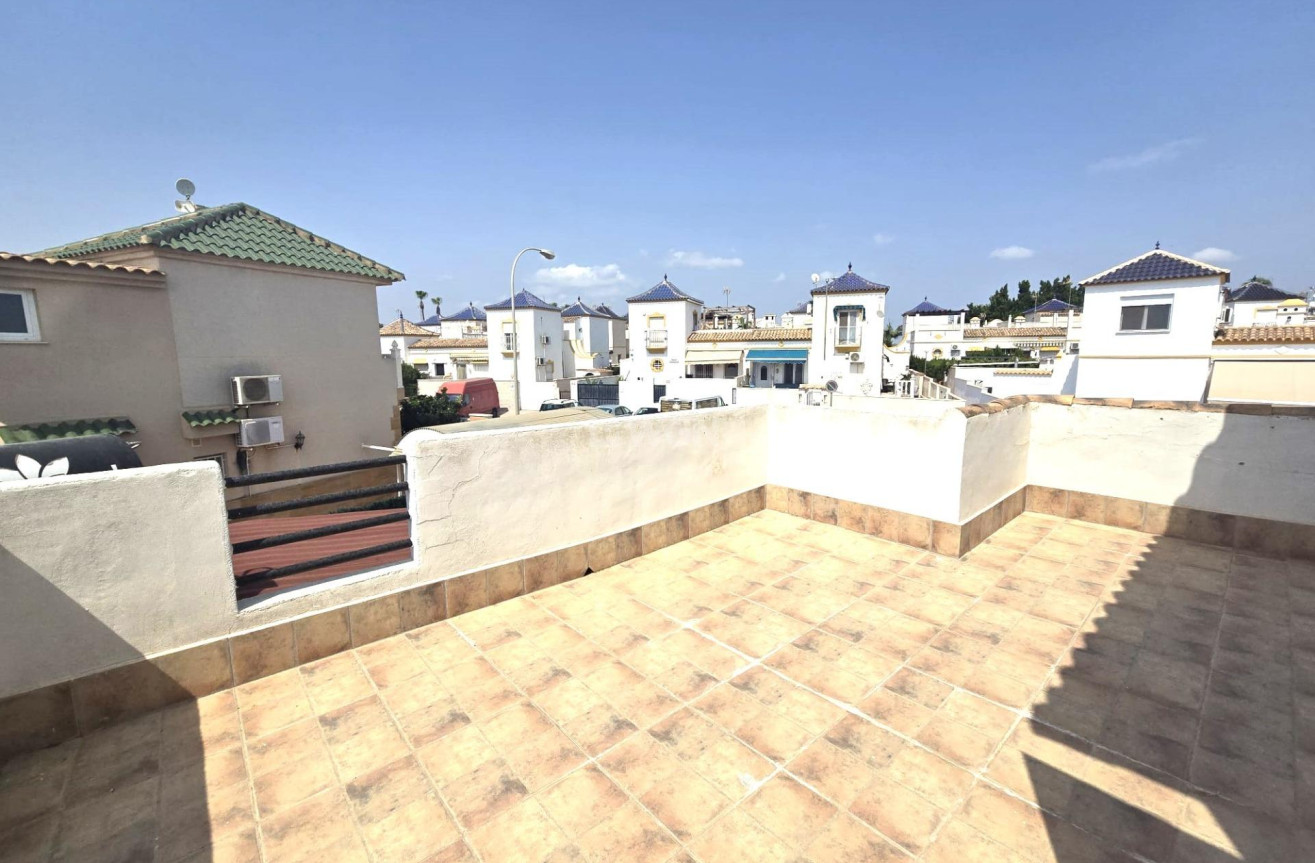 Odsprzedaż - Kamienica - Torrevieja - Los Altos