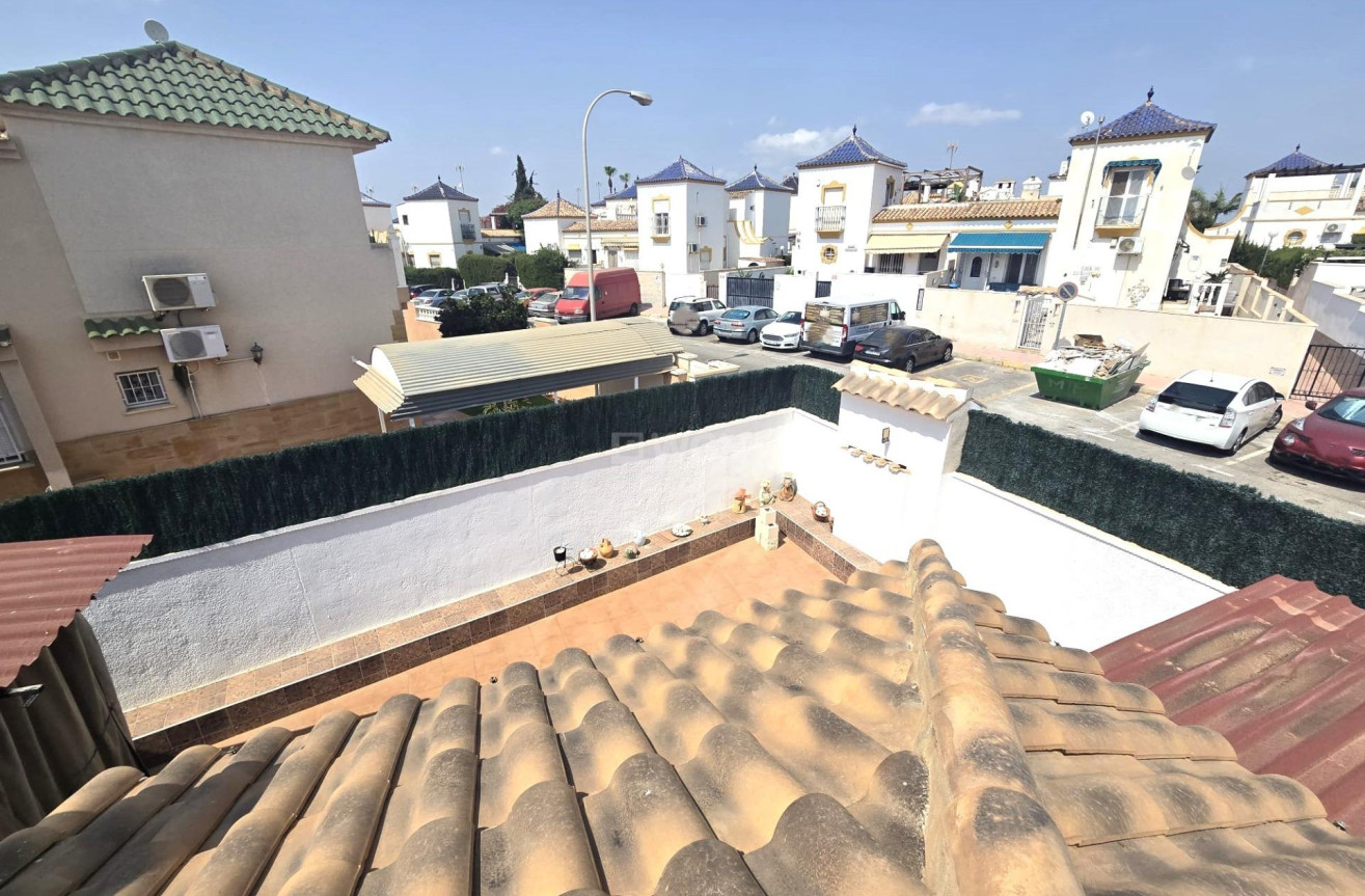 Odsprzedaż - Kamienica - Torrevieja - Los Altos