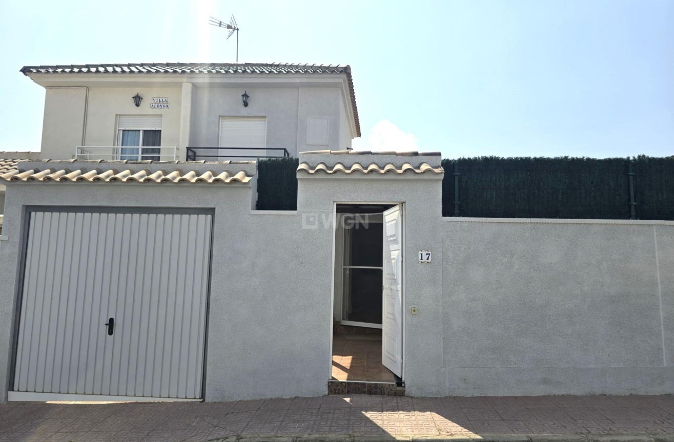 Odsprzedaż - Kamienica - Torrevieja - Los Altos