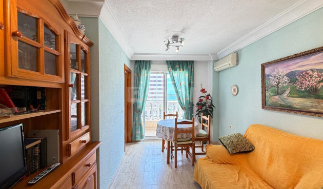 Odsprzedaż - Mieszkanie w bloku - Torrevieja - Acequion