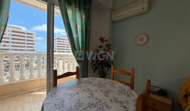 Odsprzedaż - Mieszkanie w bloku - Torrevieja - Acequion