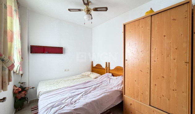 Odsprzedaż - Mieszkanie w bloku - Torrevieja - Acequion
