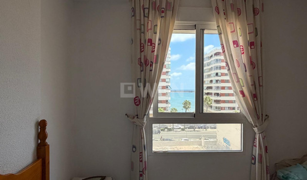 Odsprzedaż - Mieszkanie w bloku - Torrevieja - Acequion