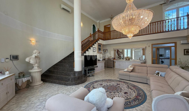 Odsprzedaż - Villa - Rojales - La Fiesta