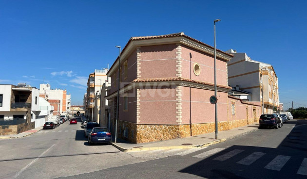 Odsprzedaż - Villa - Formentera del Segura - C- Cooperativa