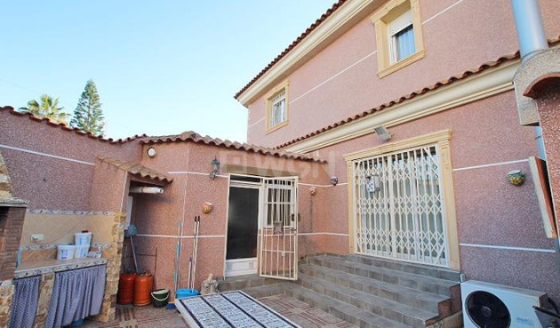 Odsprzedaż - Villa - Formentera del Segura - C- Cooperativa