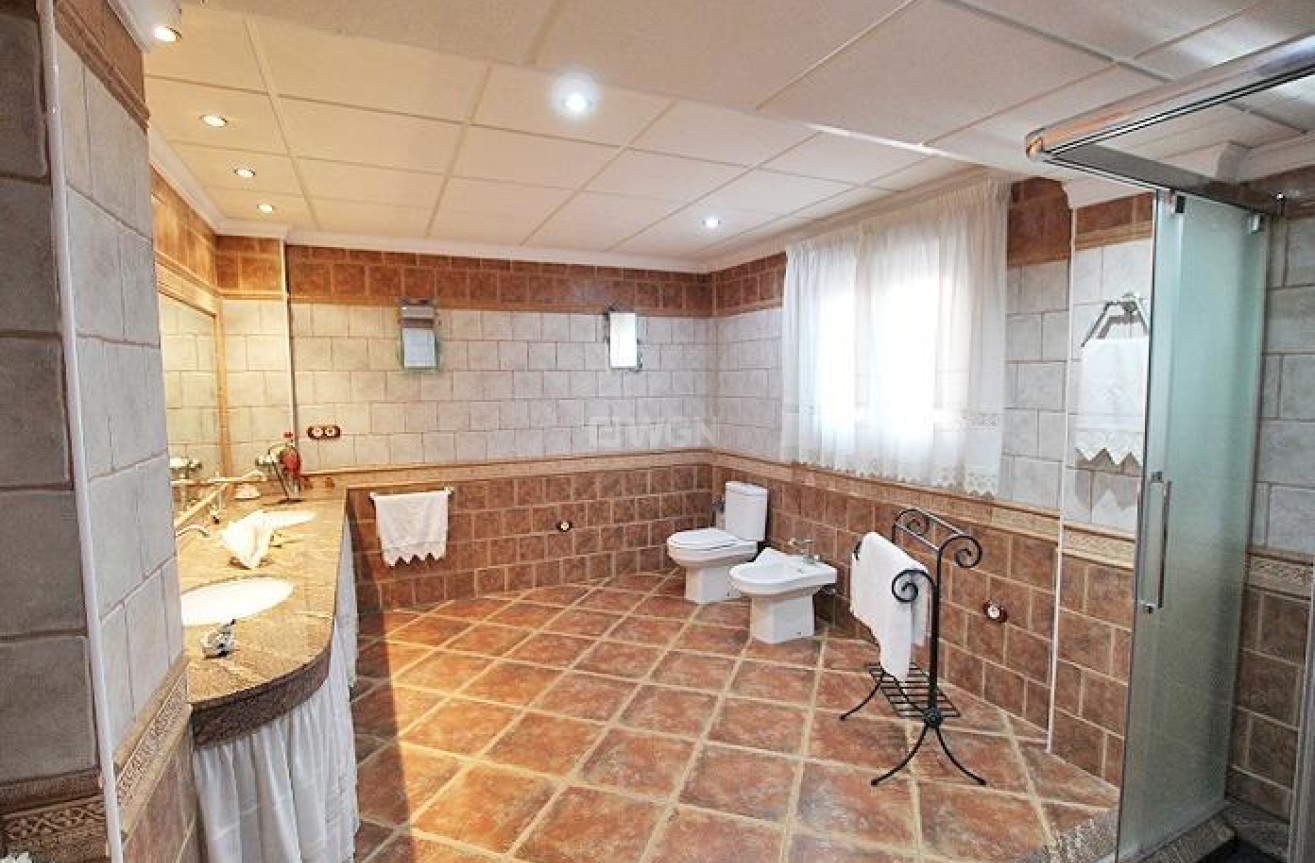 Odsprzedaż - Villa - Formentera del Segura - C- Cooperativa