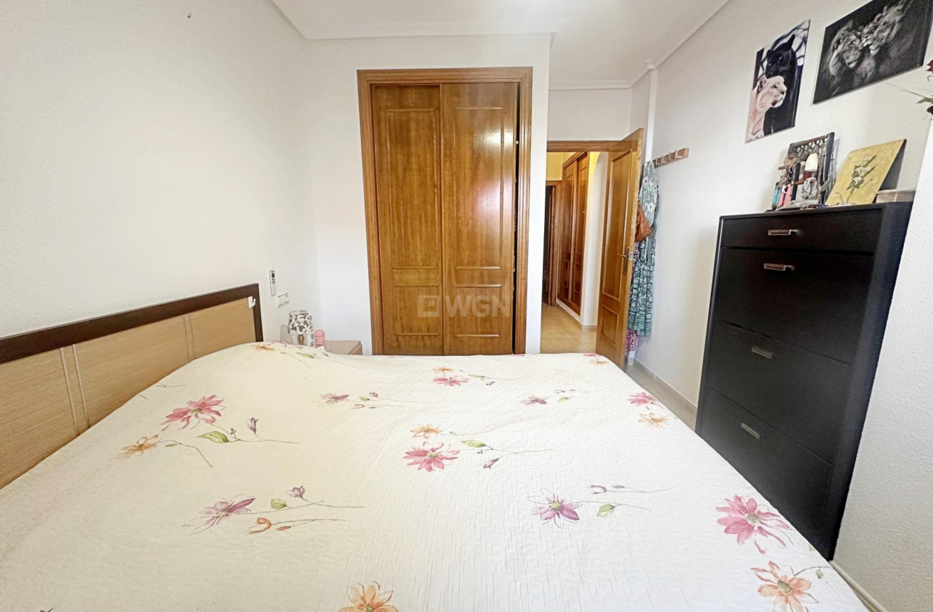 Odsprzedaż - Bungalow - Orihuela Costa - Los Altos
