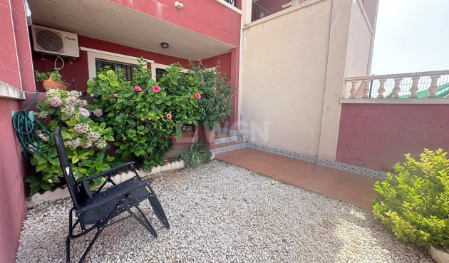 Odsprzedaż - Bungalow - Orihuela Costa - Los Altos