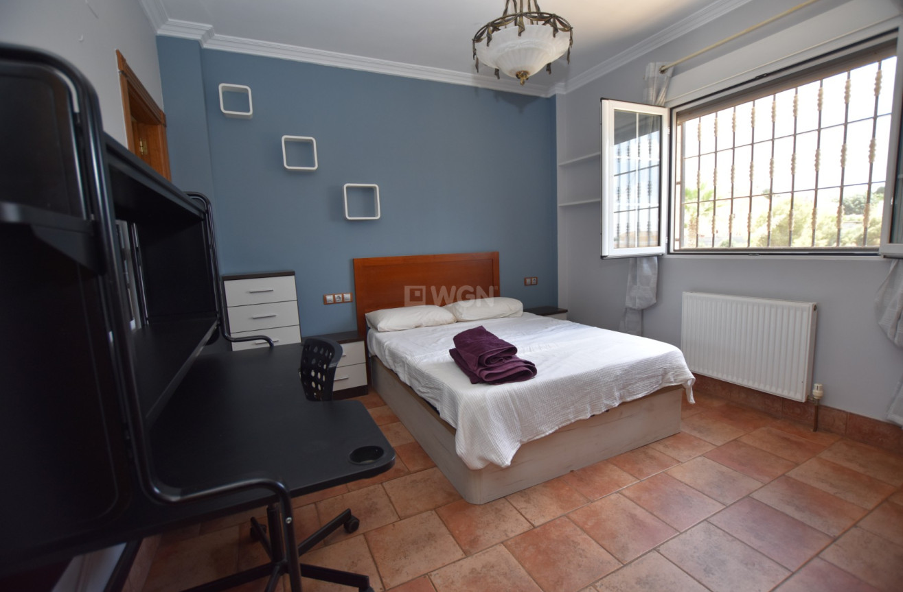 Odsprzedaż - Villa - San Fulgencio - Costa Blanca