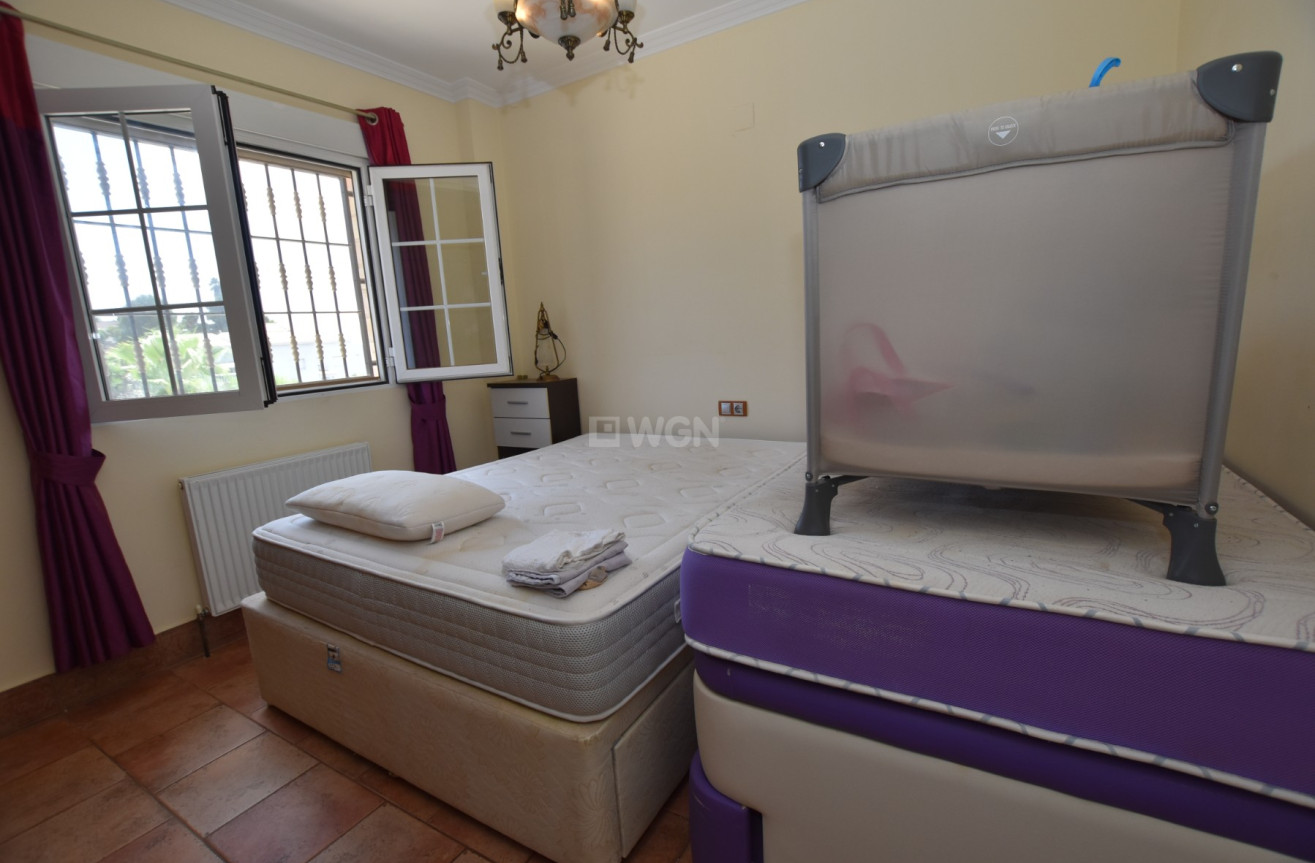 Odsprzedaż - Villa - San Fulgencio - Costa Blanca