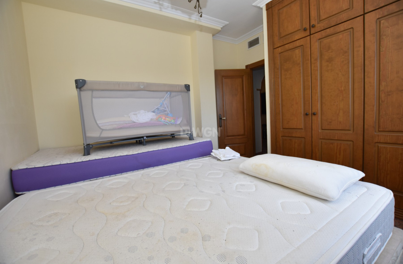 Odsprzedaż - Villa - San Fulgencio - Costa Blanca