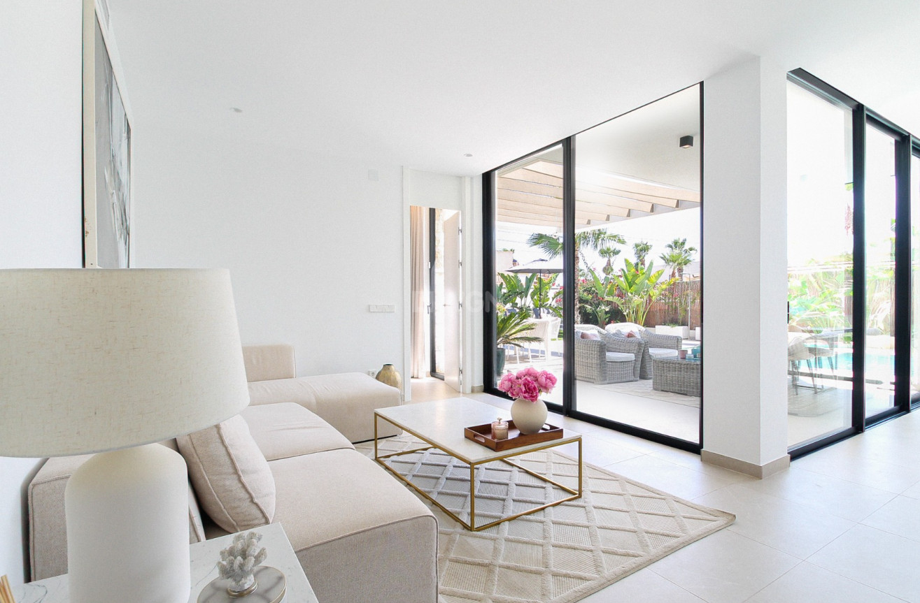 Odsprzedaż - Villa - Orihuela Costa - Costa Blanca