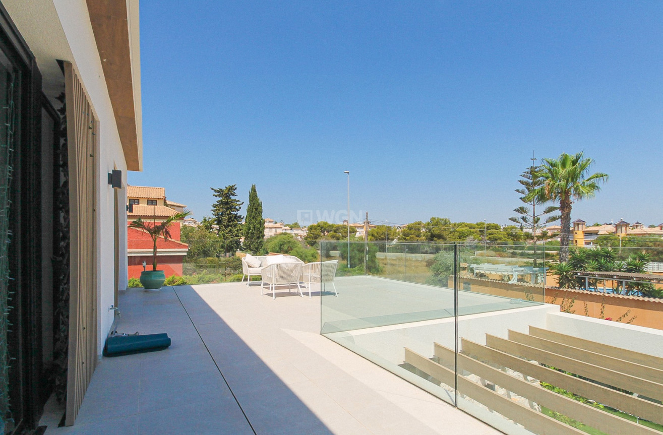 Odsprzedaż - Villa - Orihuela Costa - Costa Blanca