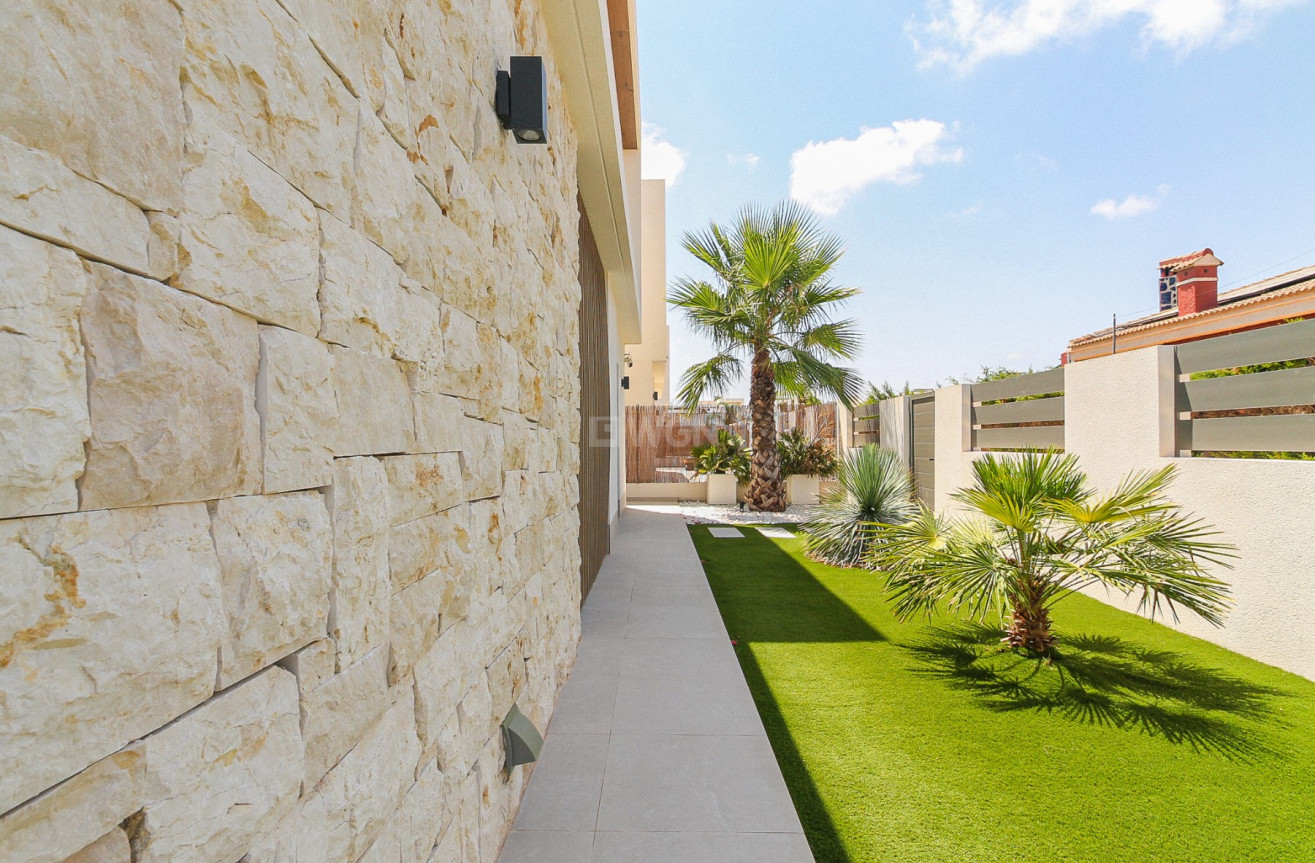 Odsprzedaż - Villa - Orihuela Costa - Costa Blanca