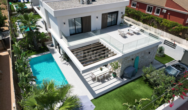 Odsprzedaż - Villa - Orihuela Costa - Costa Blanca