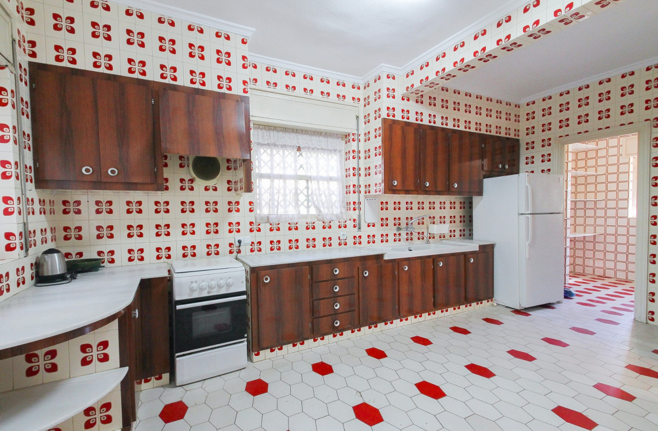 Odsprzedaż - Villa - El Campello - Costa Blanca
